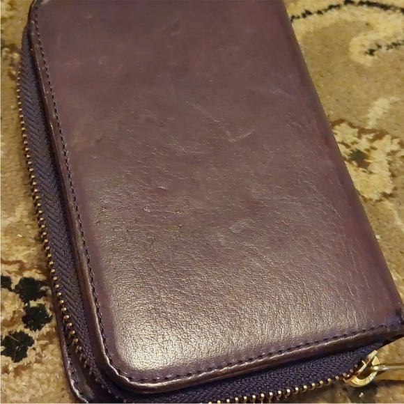 Danier Purple Leather Wallet - Picture 6 of 6